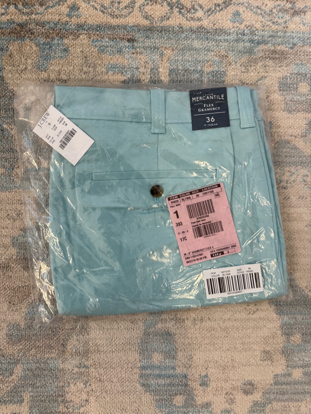 J. Crew Flex Gramercy 9” Shorts in Light Blue Size 36